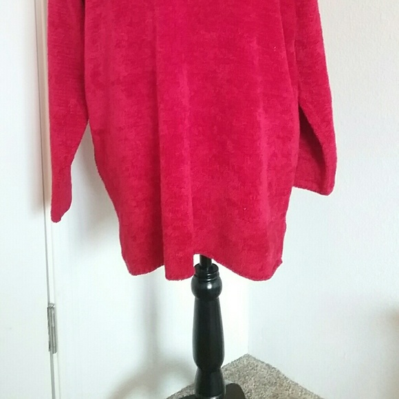 Super soft red Sweater - Picture 2 of 2